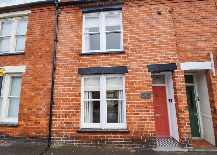 17 Union Road House