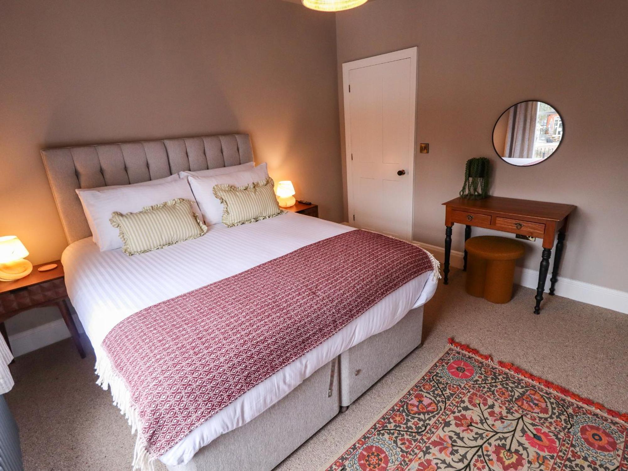 17 Union Road House Lincoln